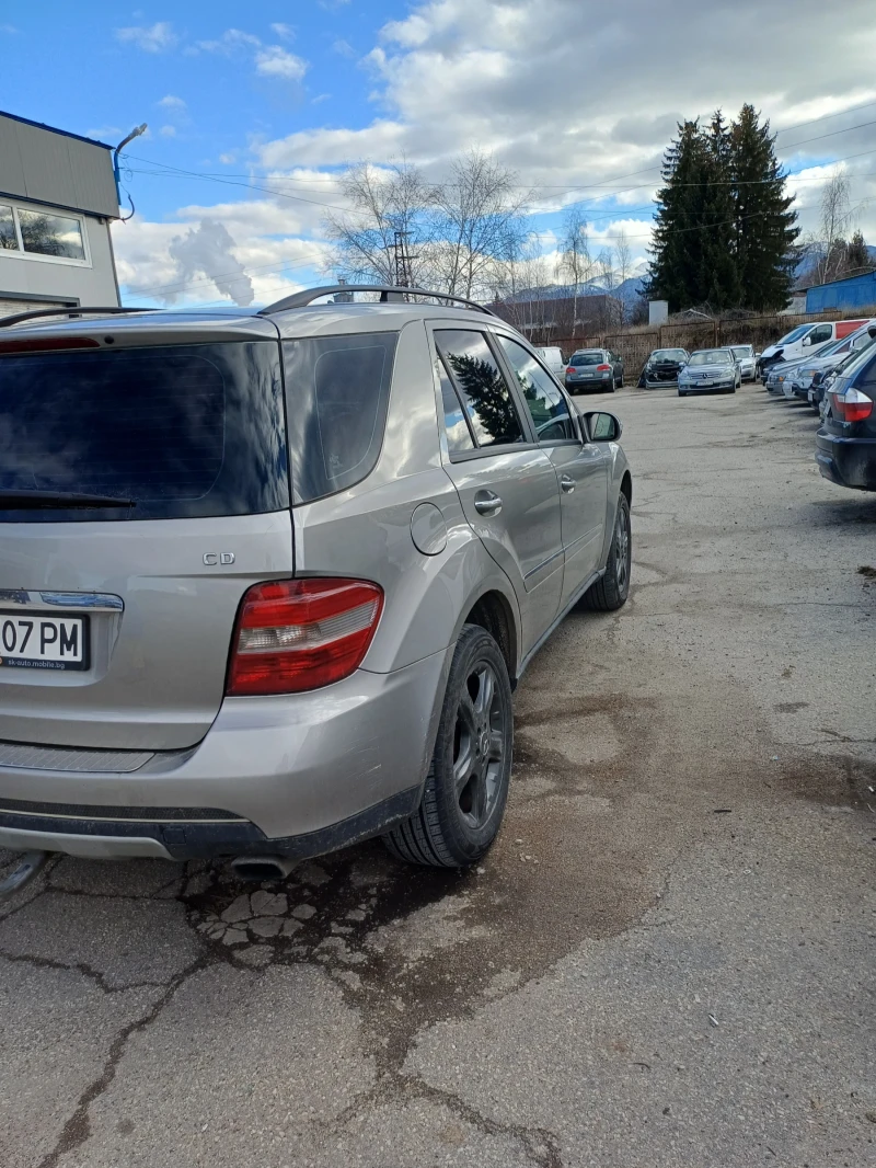 Mercedes-Benz ML 320, снимка 5 - Автомобили и джипове - 53445847