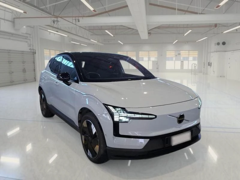 Volvo EX30 Extended Range Ultra