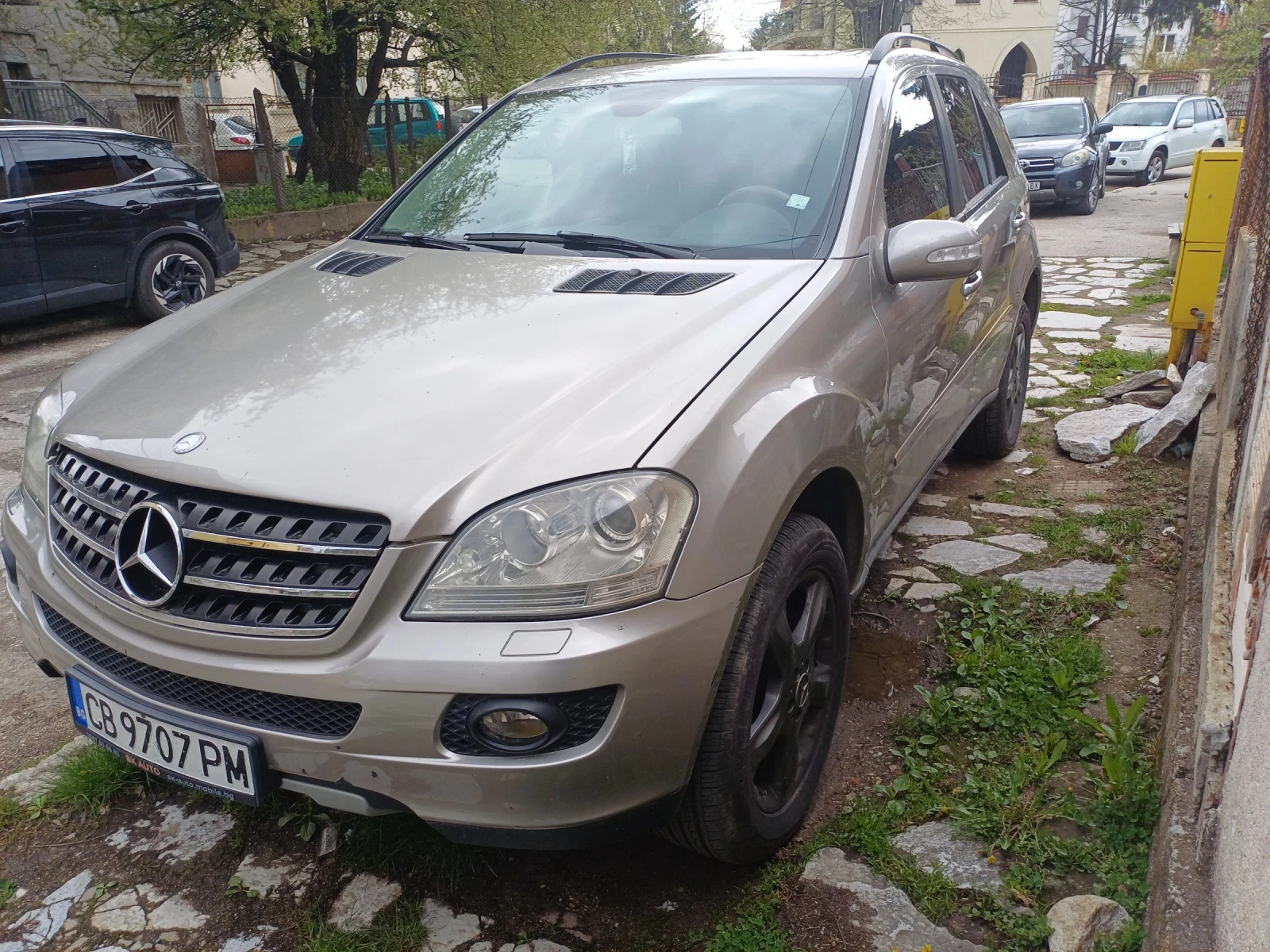 Mercedes-Benz ML 320, снимка 13 - Автомобили и джипове - 54166093
