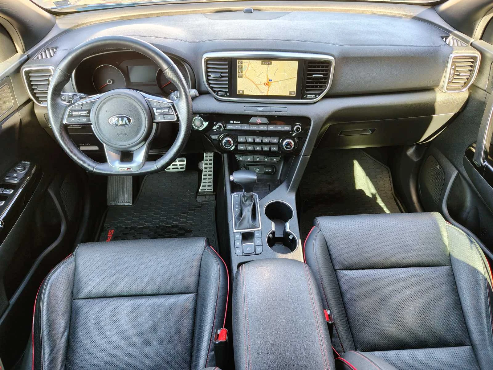 Kia Sportage GT - Line, снимка 9 - Автомобили и джипове - 53709788