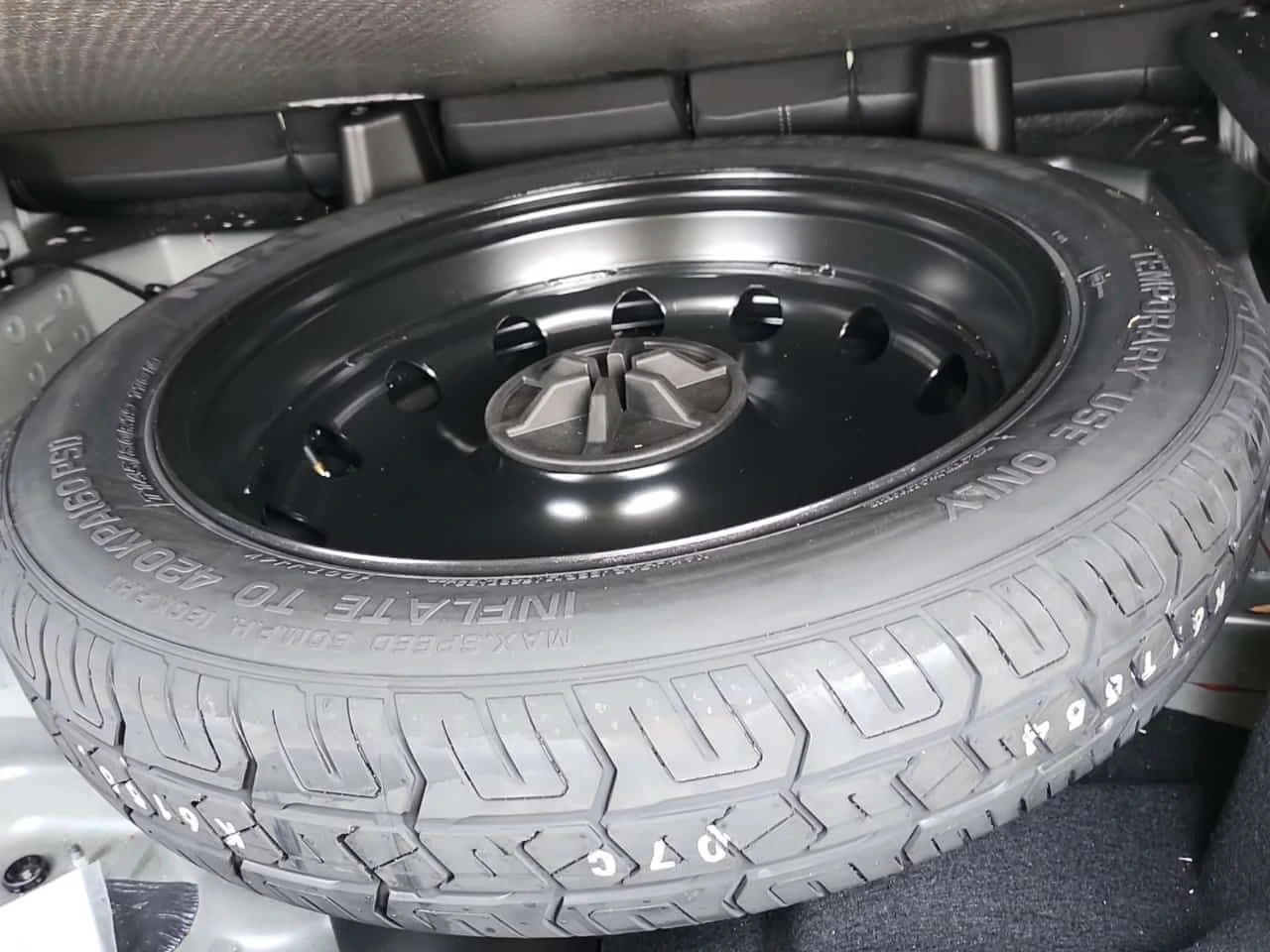 Mercedes-Benz GLC 300 PANO| LANE ASSIST| 2 КЛЮЧА| CARFAX| , снимка 14 - Автомобили и джипове - 53962385