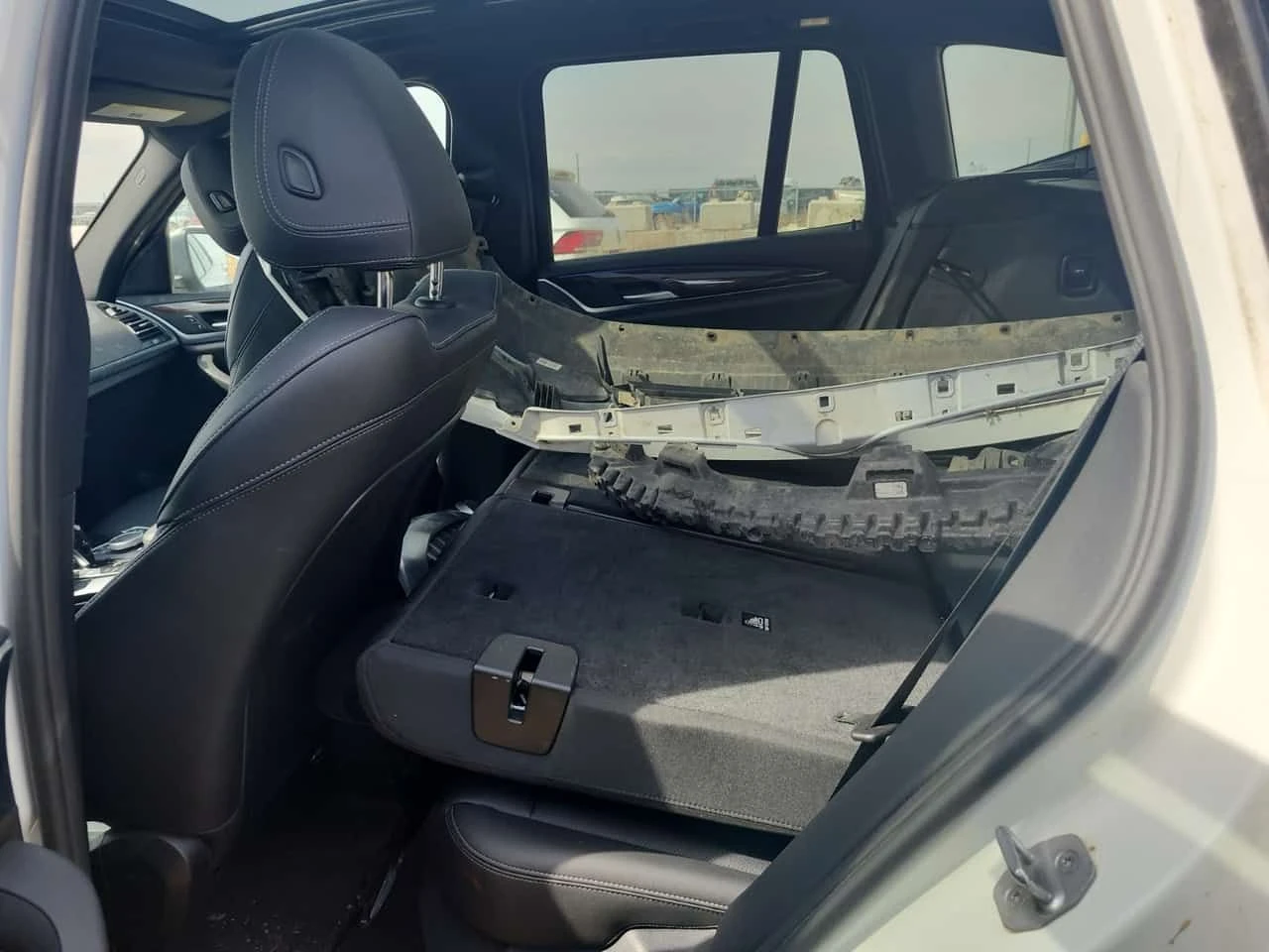 BMW X3 XDRIVE30I * ПОДГРЕВ НА ВОЛАН/СЕДАЛКИ* ПАНОРАМА* , снимка 12 - Автомобили и джипове - 54213650