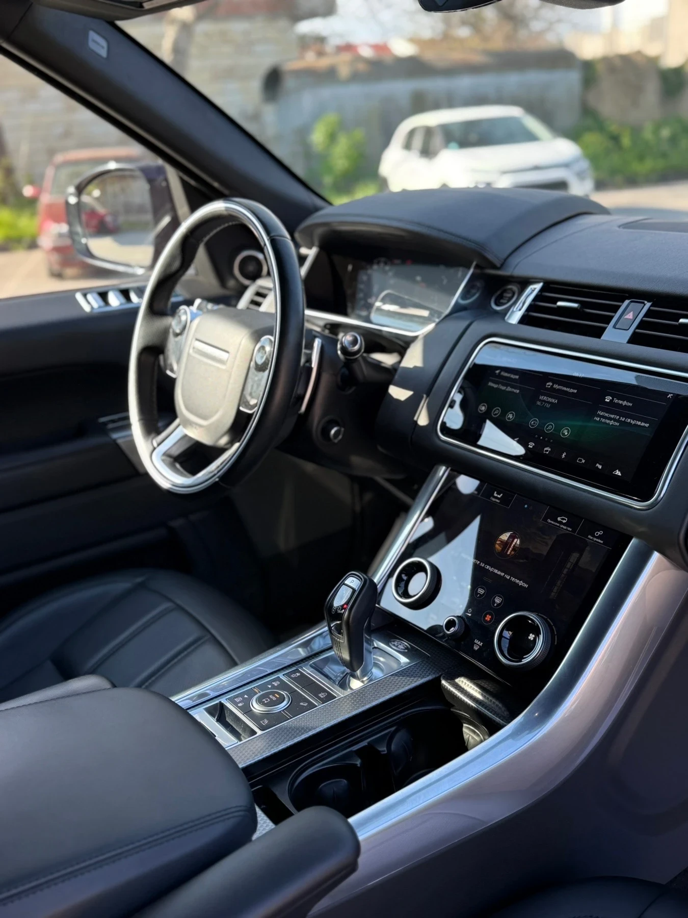 Land Rover Range Rover Sport HSE, снимка 14 - Автомобили и джипове - 54318916