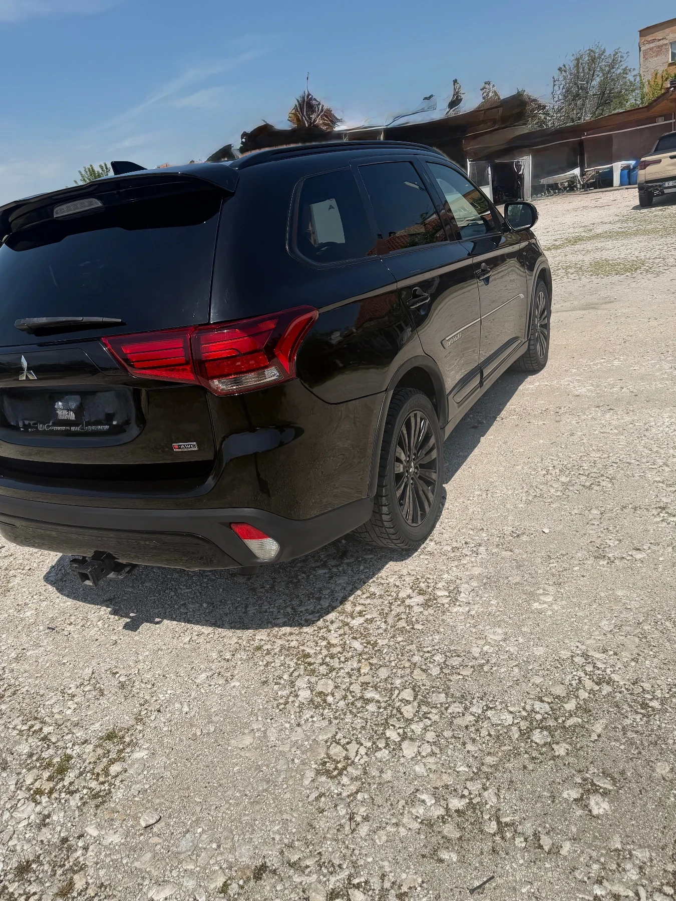 Mitsubishi Outlander, снимка 5 - Автомобили и джипове - 54450259