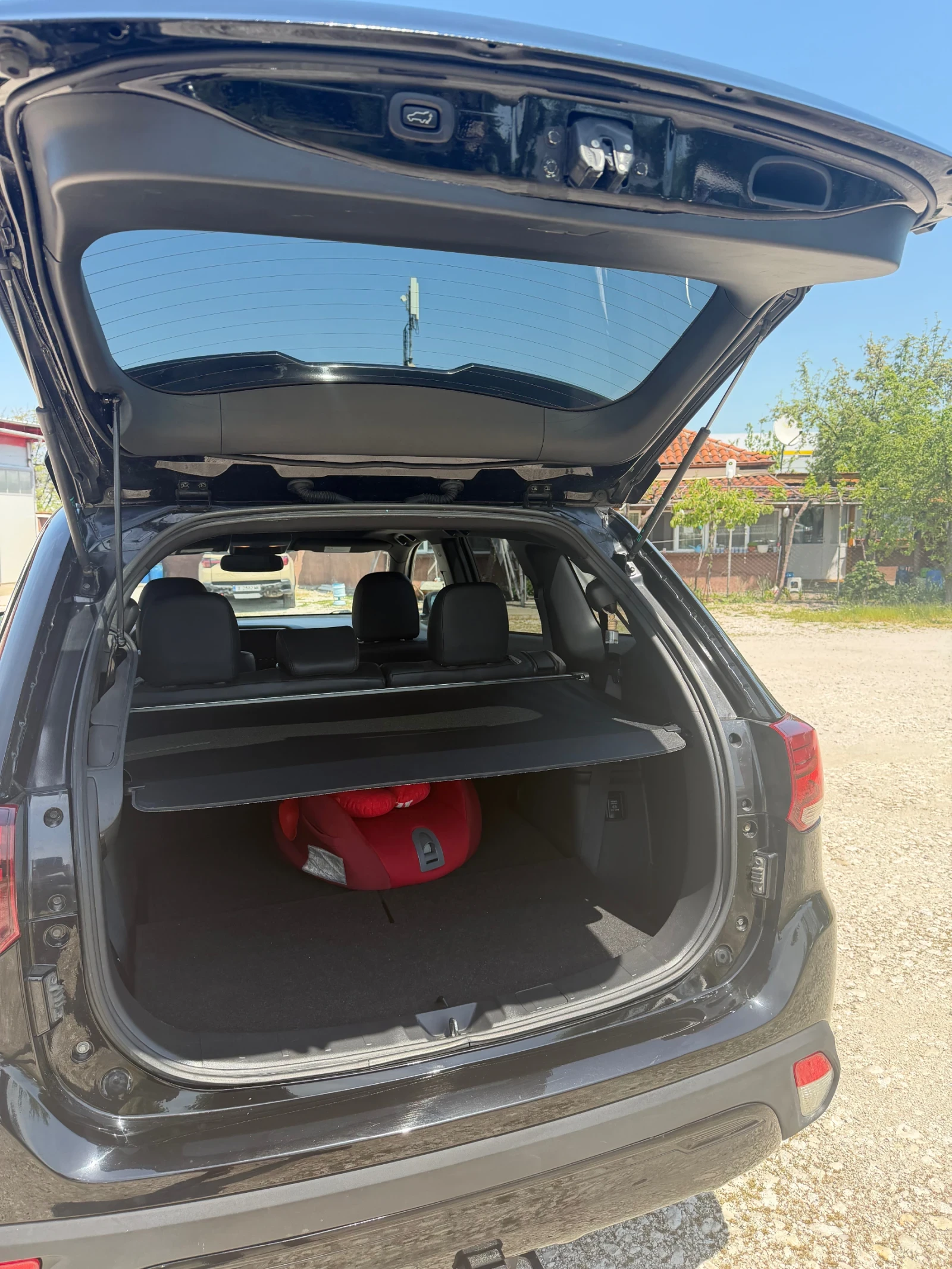 Mitsubishi Outlander, снимка 7 - Автомобили и джипове - 54450259