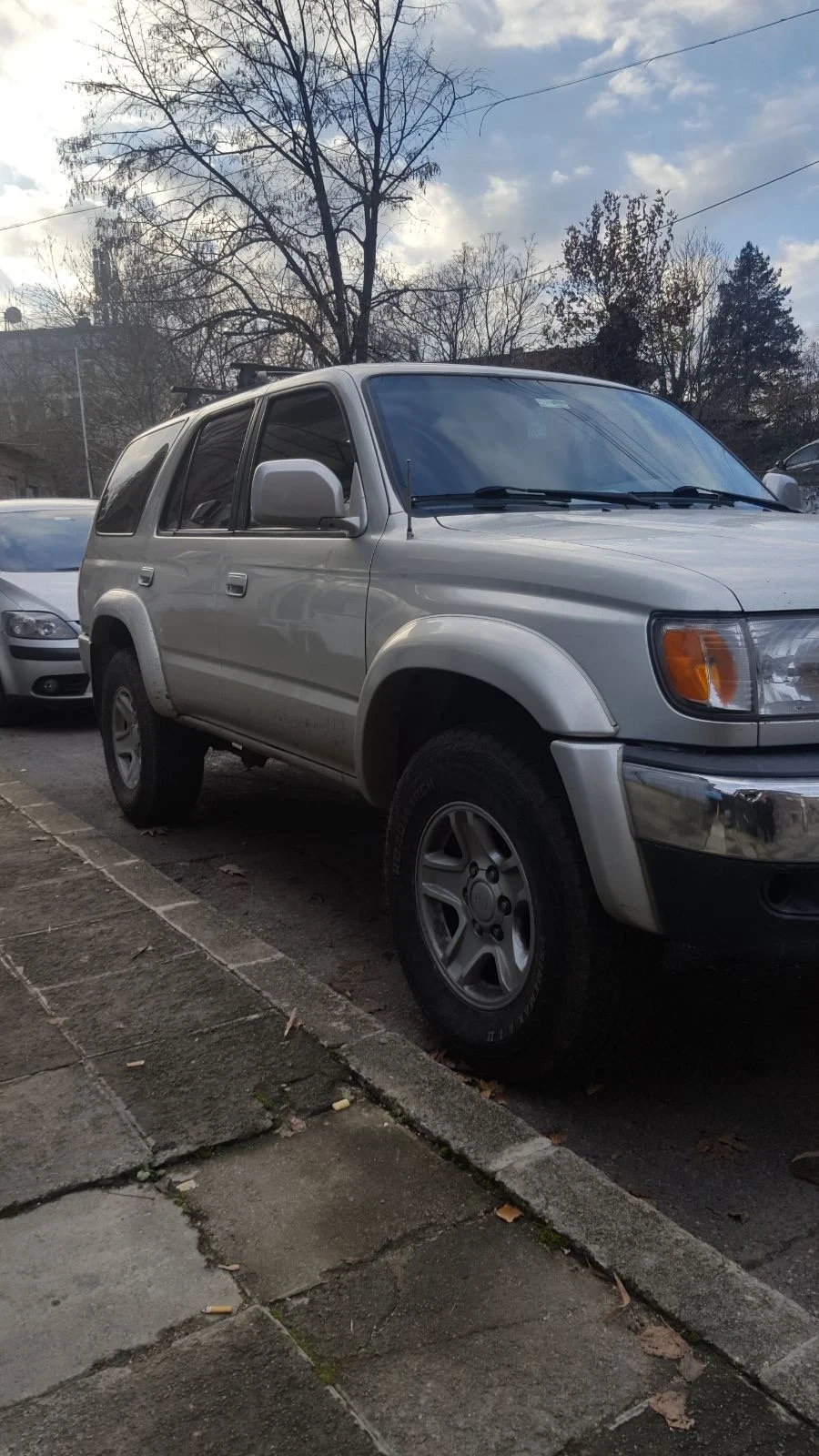 Toyota 4runner, снимка 2 - Автомобили и джипове - 54639945