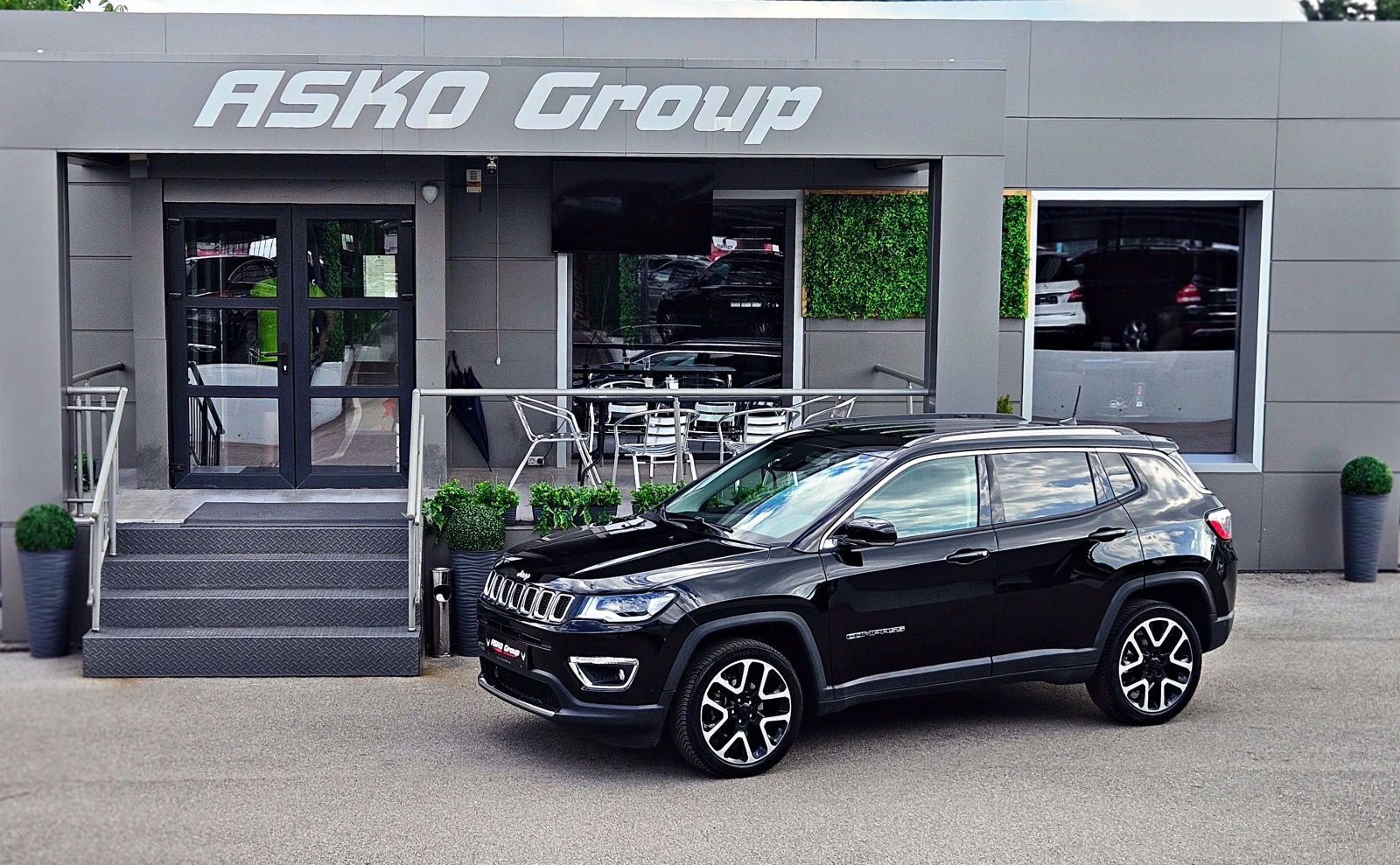 Jeep Compass LIMITED/4X4/САМОПАРКИРАНЕ/CAMERA/LINE ASSYST/LIZIN, снимка 17 - Автомобили и джипове - 54816774