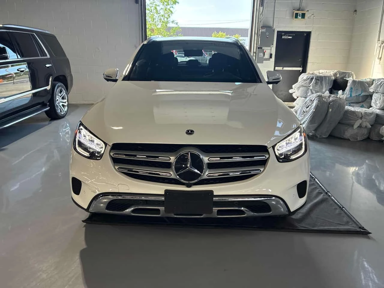 Mercedes-Benz GLC * 300 * АВТОКРЕДИТ БЕЗ ПЪРВОНАЧАЛНА ВНОСКА* , снимка 6 - Автомобили и джипове - 54993533