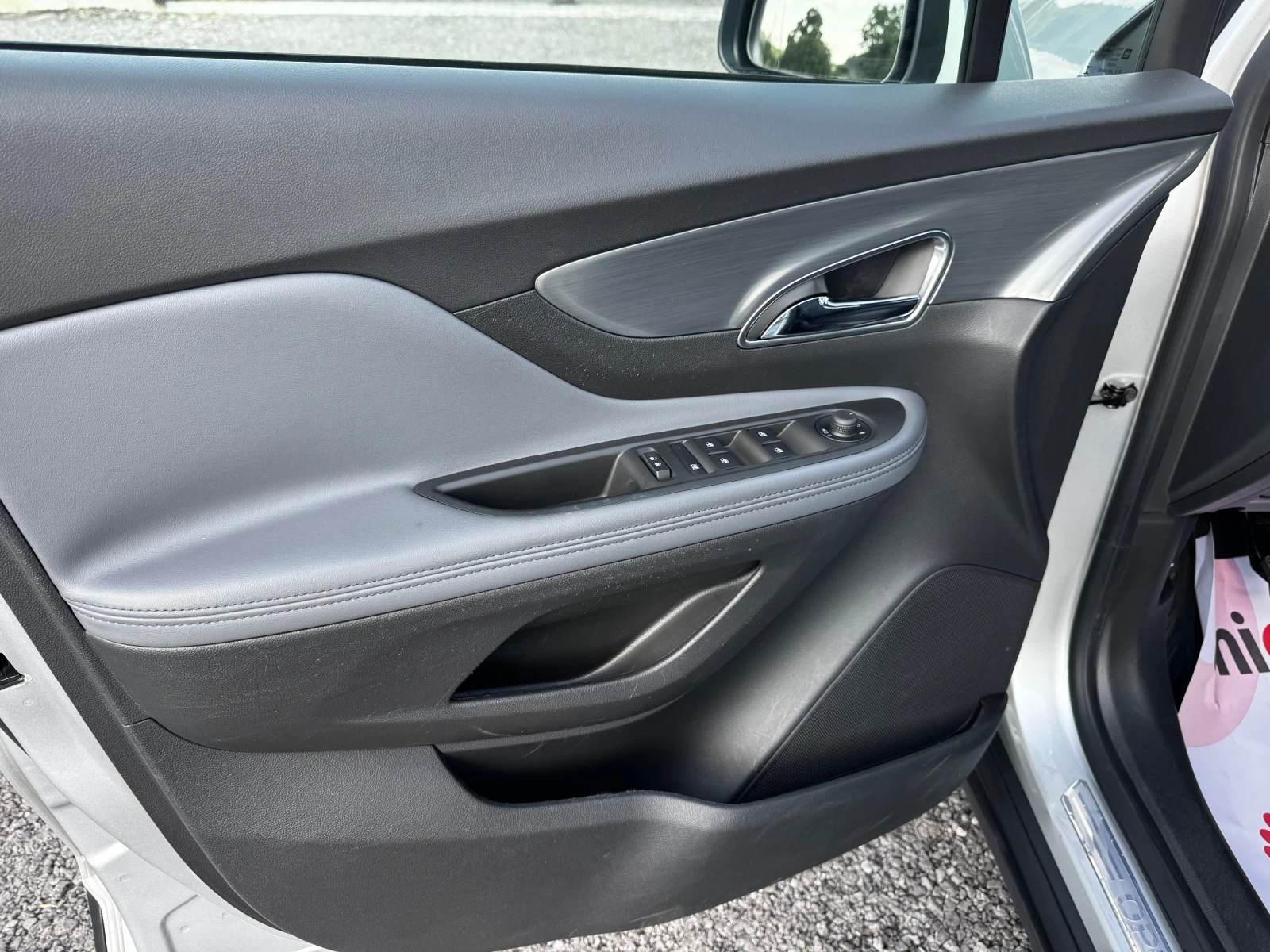 Opel Mokka 1.6i-80000км Cosmo!!!, снимка 16 - Автомобили и джипове - 55396465