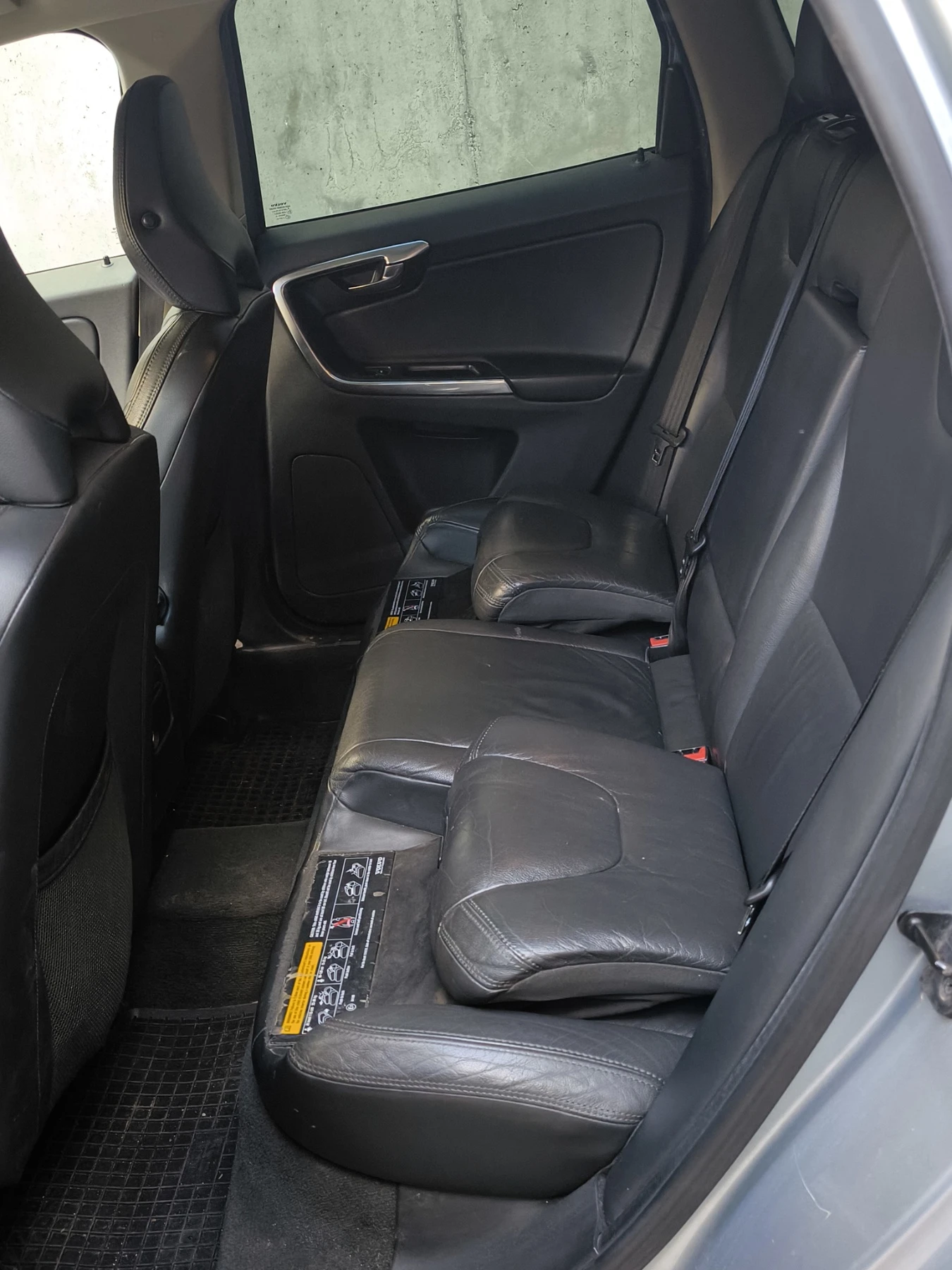 Volvo XC60 SUMMUM, снимка 10 - Автомобили и джипове - 55849674