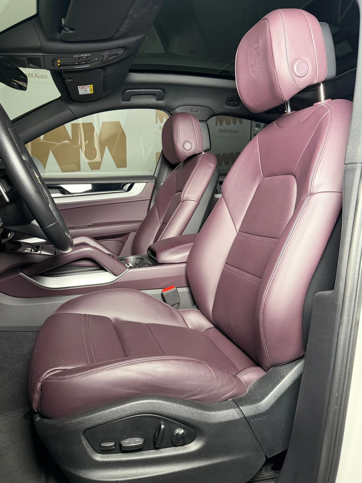 Porsche Cayenne Coupe* Chrono* Pano* BOSE* Matrix, снимка 8 - Автомобили и джипове - 55920604