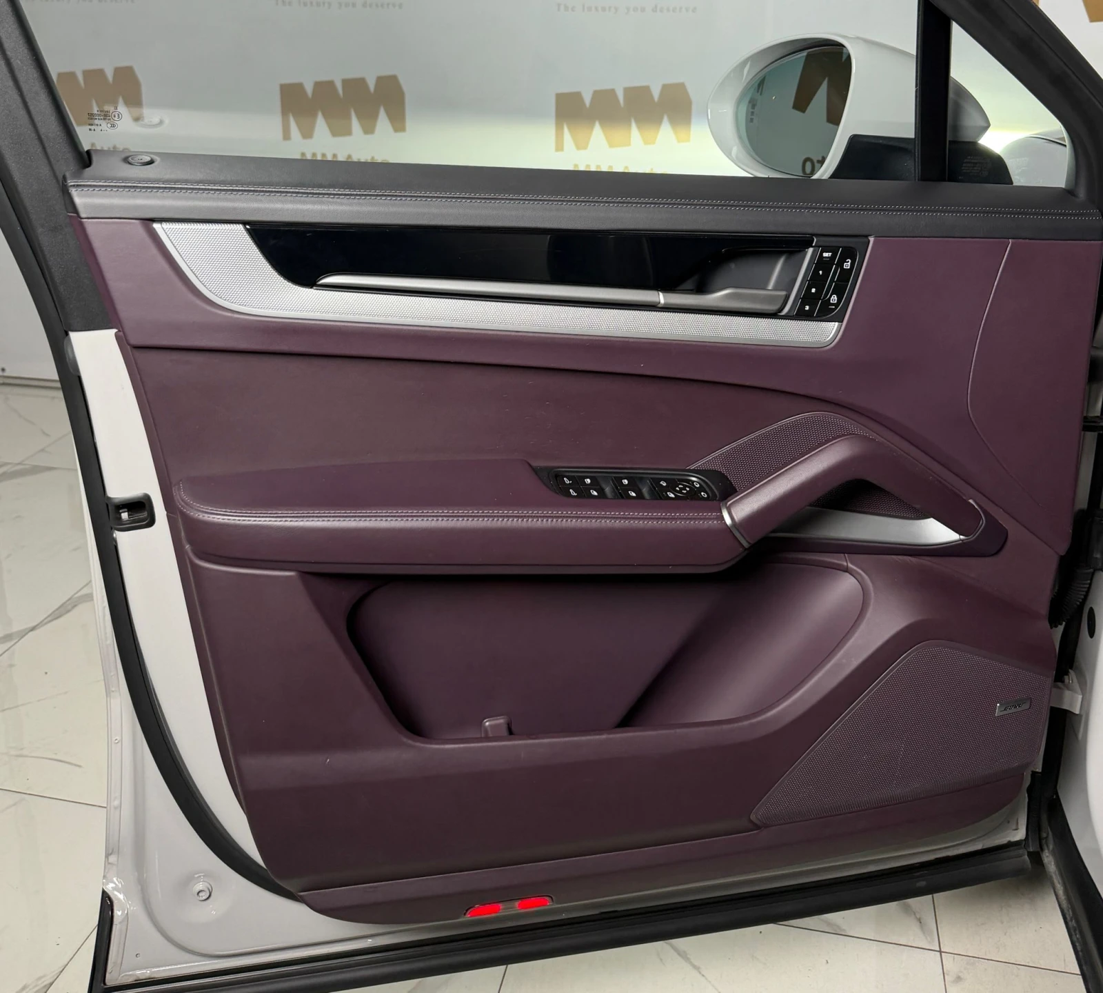 Porsche Cayenne Coupe* Chrono* Pano* BOSE* Matrix, снимка 6 - Автомобили и джипове - 55920604