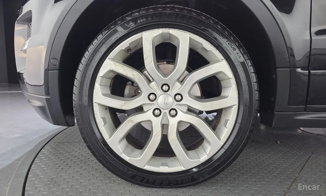 Land Rover Range Rover Evoque 2.2 SD4 Dynamic, снимка 5 - Автомобили и джипове - 56390588