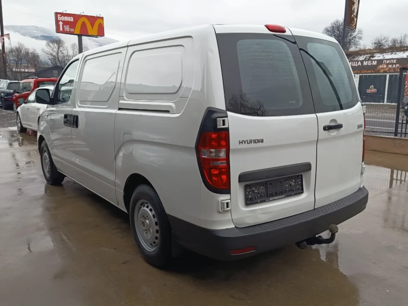 Hyundai H1 2.5CRDI, снимка 5 - Бусове и автобуси - 53056268