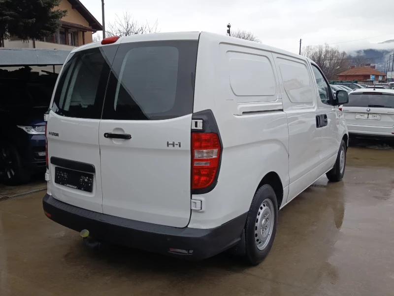 Hyundai H1 2.5CRDI, снимка 4 - Бусове и автобуси - 53056268