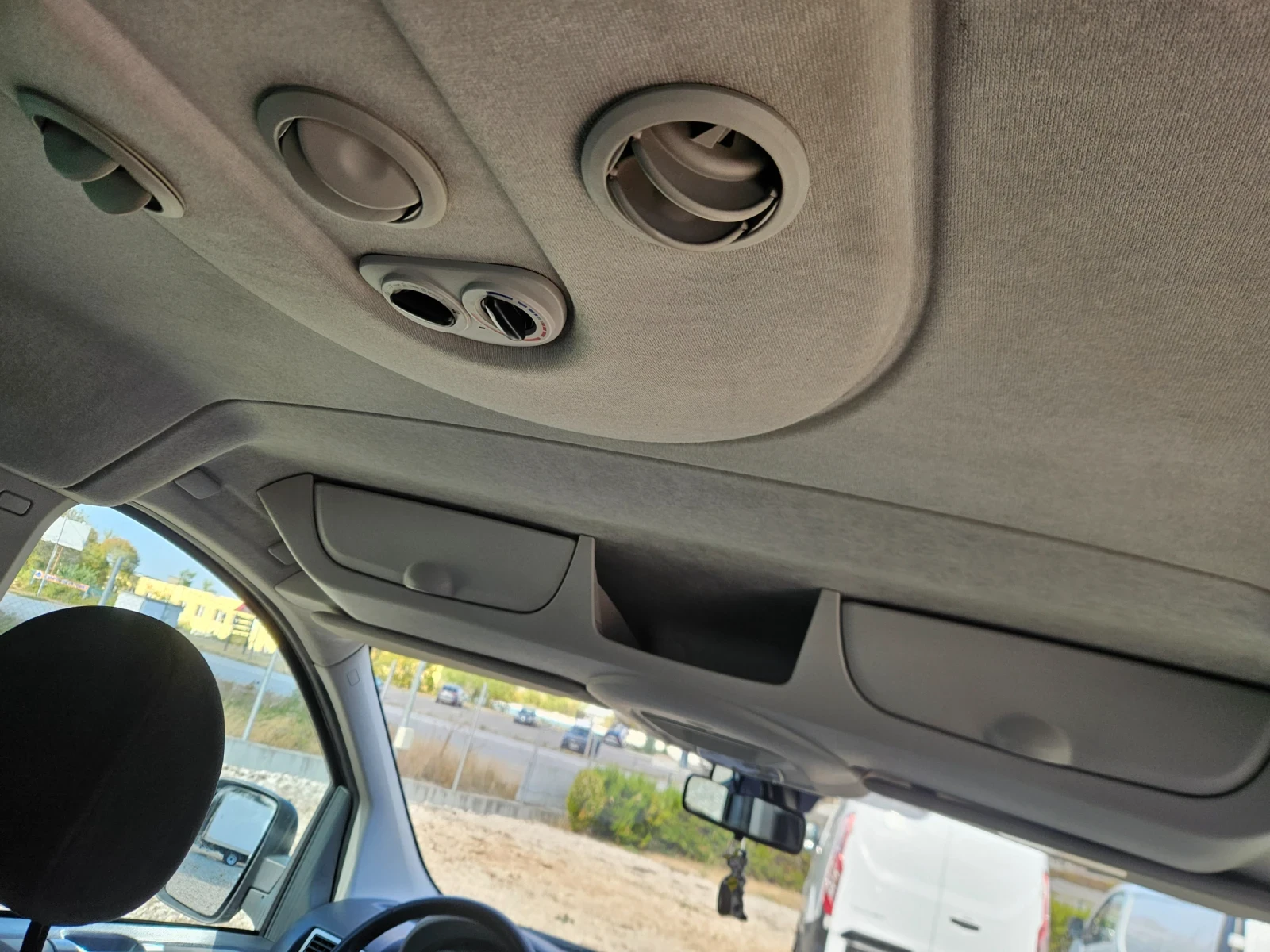 Citroen Jumpy 2.0 hdi 9места, снимка 12 - Бусове и автобуси - 56297854