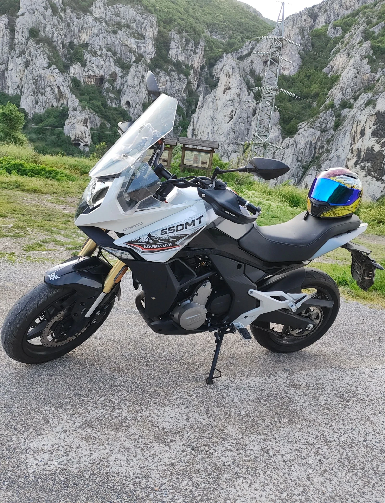 Cfmoto 650MT 650i