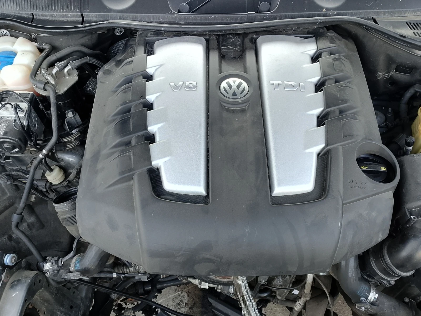 VW Touareg 4.2 TDI V8,340 �.�. , ����� CKD,�������,2014 �. ,60 ���� �� ����� | Mobile.bg � ����������� 9