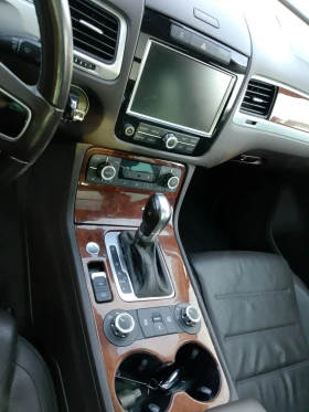 VW Touareg 4.2 TDI V8,340 к.с. , мотор CKD,автомат,2014 г. ,60 броя на части, снимка 11 - Части - 52873313