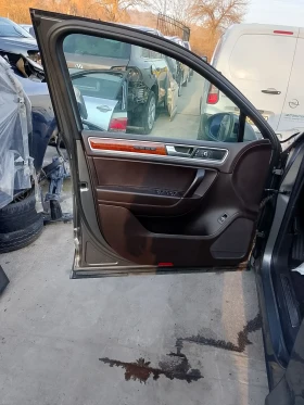 VW Touareg 4.2 TDI V8,340 к.с. , мотор CKD,автомат,2014 г. ,60 броя на части, снимка 16 - Части - 52873313