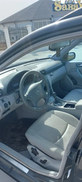 Mercedes-Benz C 220, снимка 4