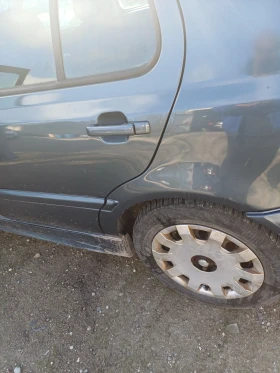 VW Golf - 820 € / 1603.78 лв. - 56436000 2