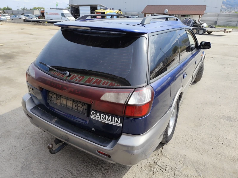 Subaru Outback 3.0, снимка 4 - Автомобили и джипове - 47268665