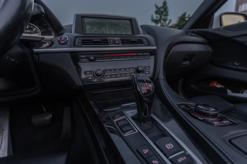 BMW 640 Xi Кабрио, снимка 13 - Автомобили и джипове - 51465212