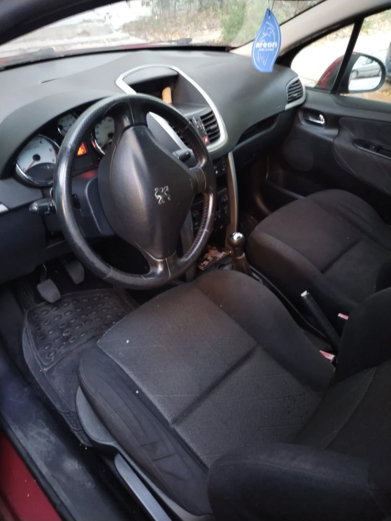 Peugeot 207 1.6HDI, снимка 6 - Автомобили и джипове - 52123268
