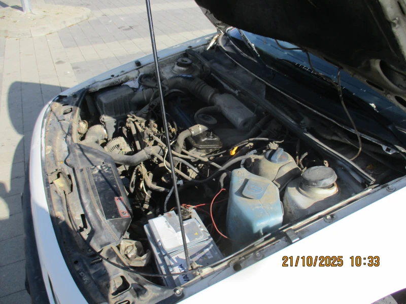 VW Passat, снимка 8 - Автомобили и джипове - 52130537