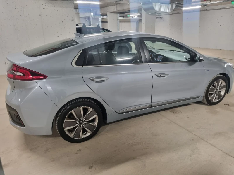 Hyundai Ioniq Full hybrid, снимка 3 - Автомобили и джипове - 52649895