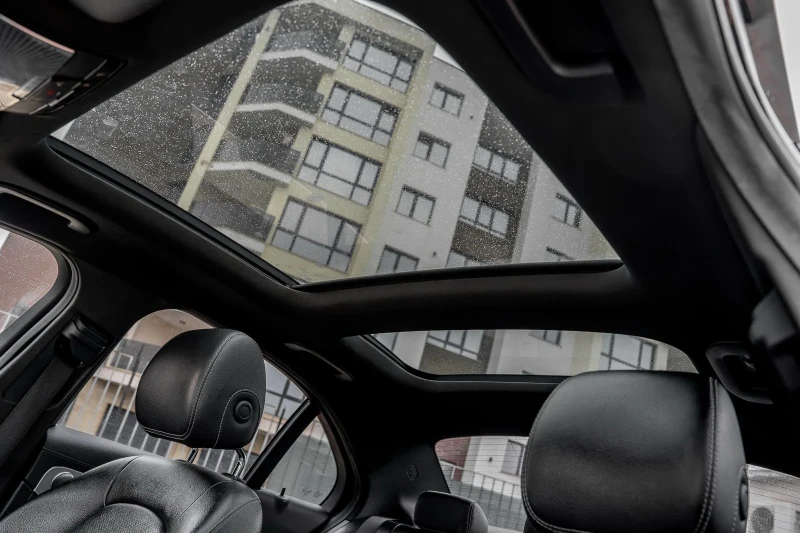 Mercedes-Benz C 220 CDI-AMG-PANORAMA-BURMESTER-AVANTGARDE-ПОДГРЕВ-TOP, снимка 8 - Автомобили и джипове - 52742352