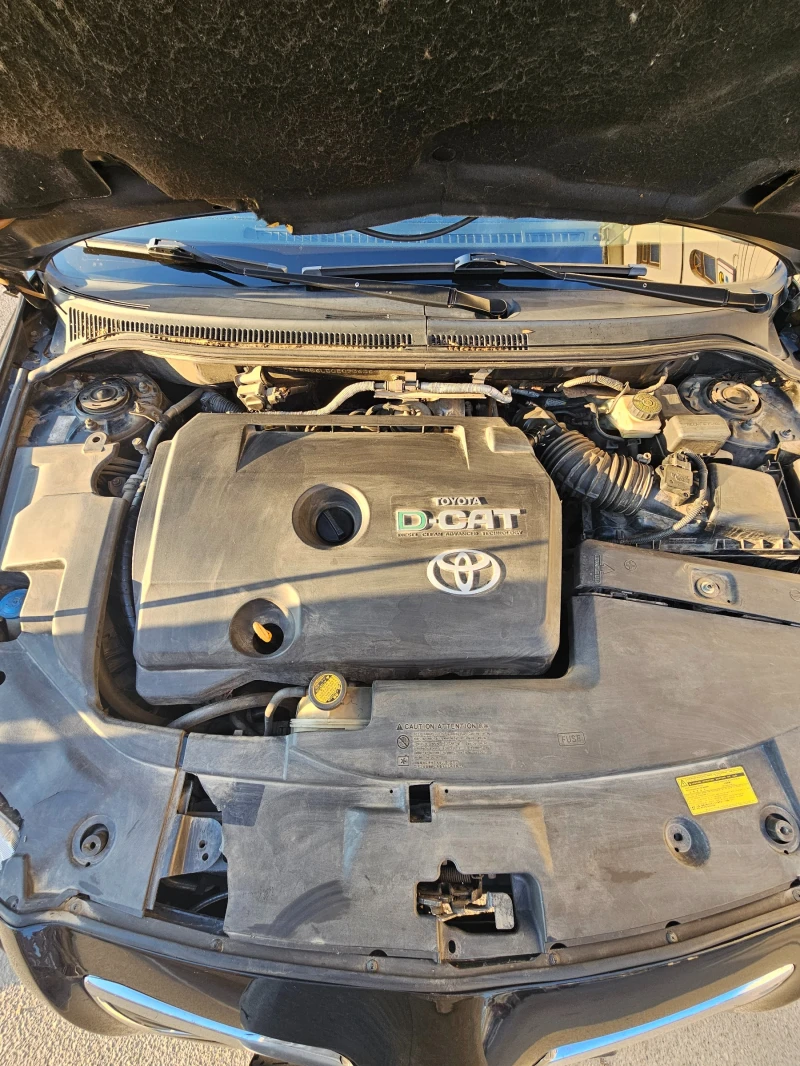 Toyota Avensis 2.2D, снимка 12 - Автомобили и джипове - 52833512