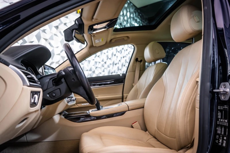 BMW 730 d xDrive* Pano* 360, снимка 13 - Автомобили и джипове - 53243190