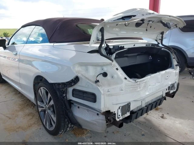 Mercedes-Benz C 300 4MATIC - изображение 8