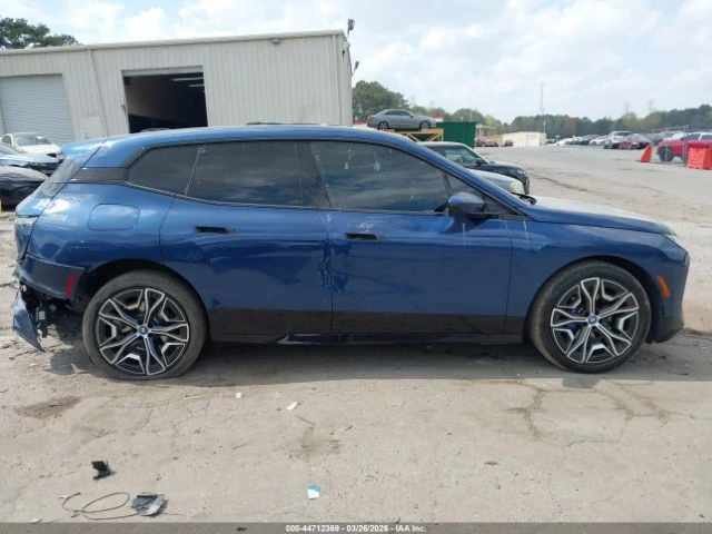 BMW iX xDrive50, снимка 11 - Автомобили и джипове - 54509313