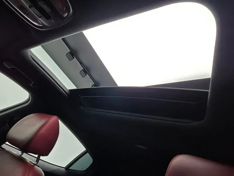 Kia Stinger, снимка 14 - Автомобили и джипове - 56498457