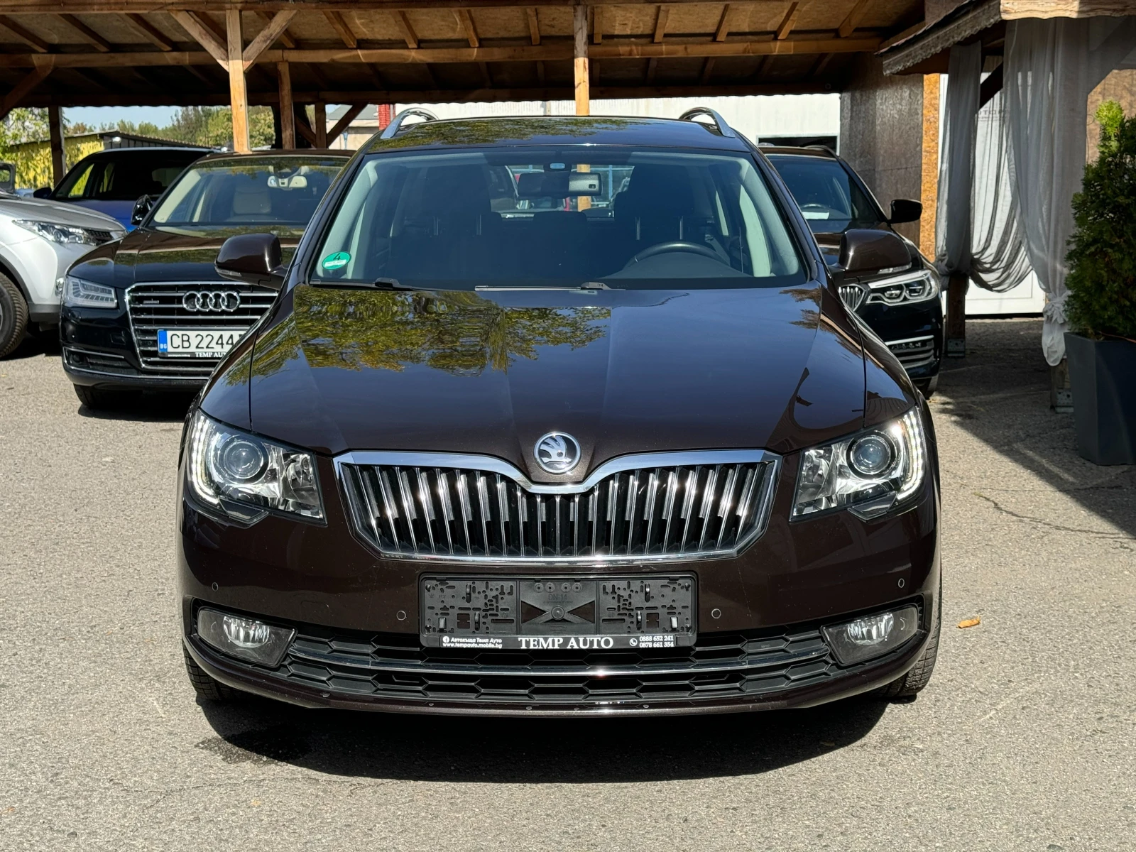 Skoda Superb 2.0TDI* 170к.с* СЕРВИЗНА КНИЖКА С ПЪЛНА ИСТОРИЯ  - изображение 2