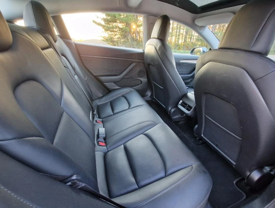 Tesla Model 3  44   | Mobile.bg   12