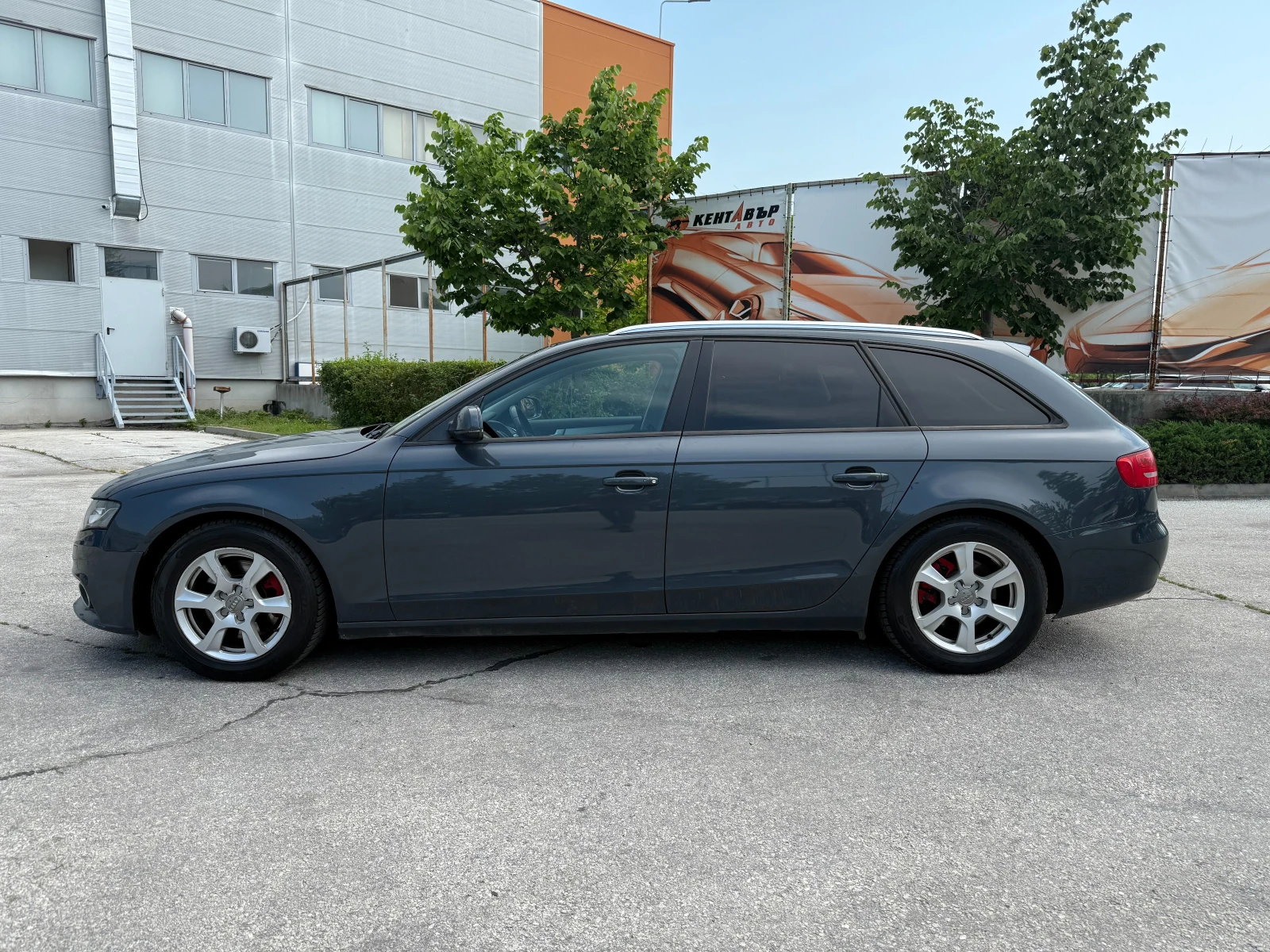 Audi A4 2.0d 143 к.с. - изображение 2