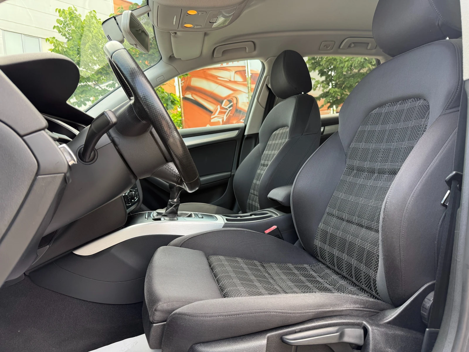 Audi A4 2.0d 143 к.с. - изображение 8