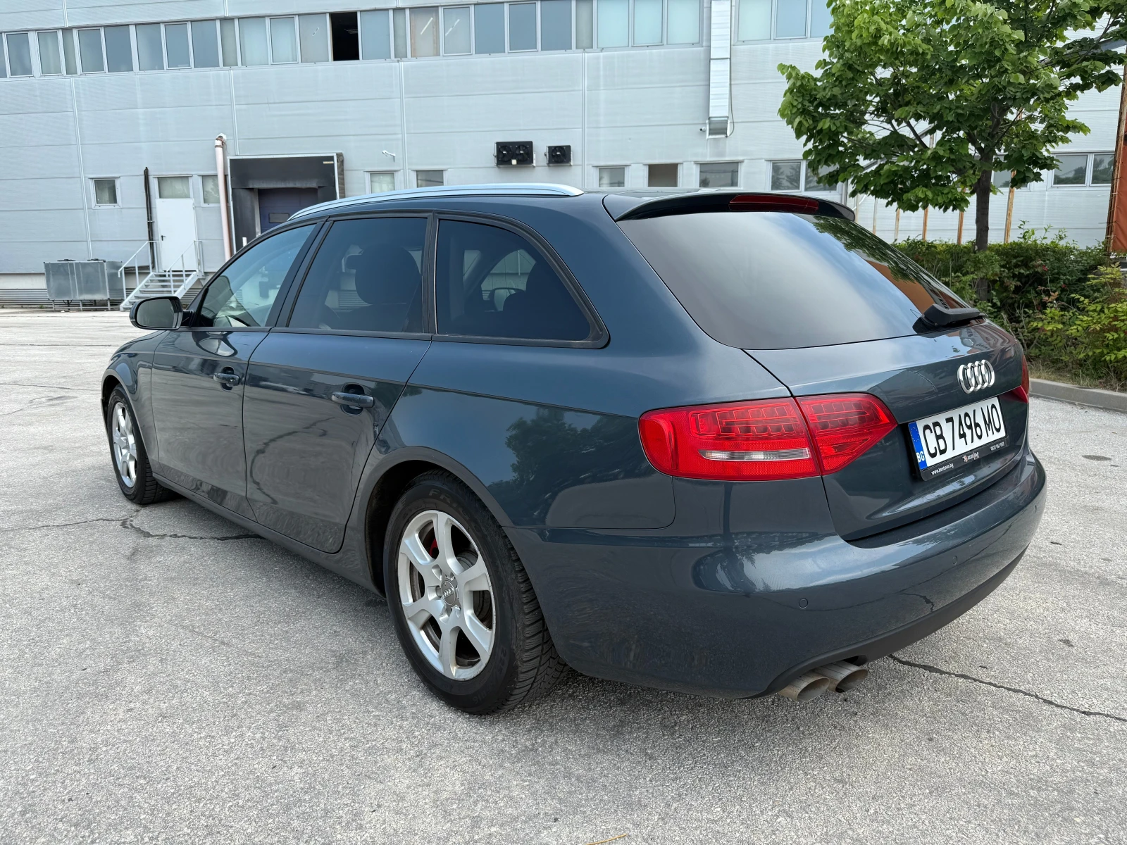 Audi A4 2.0d 143 к.с. - изображение 3