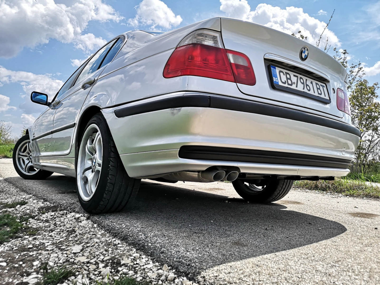 BMW 320  - изображение 9