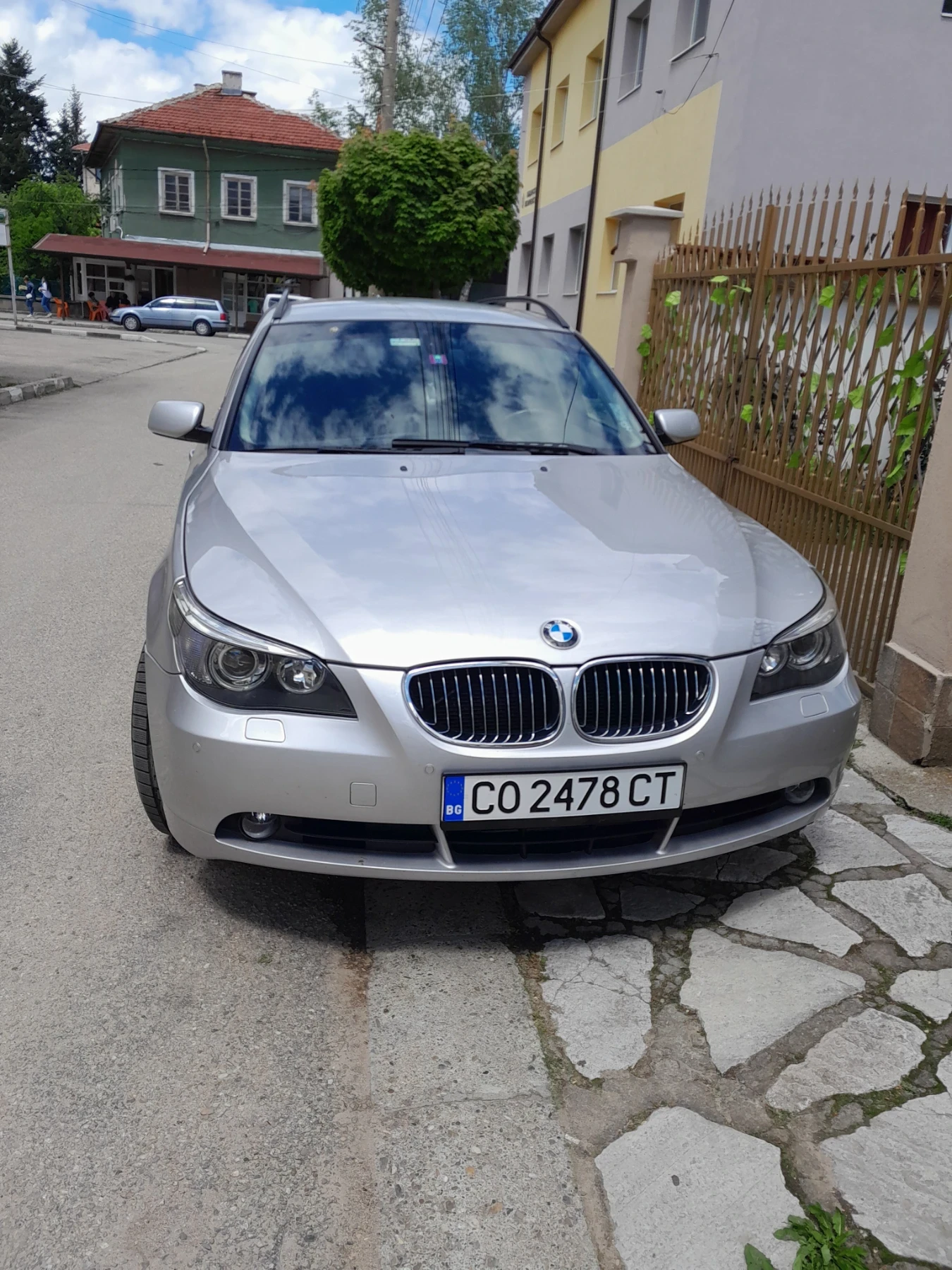 BMW 525 525xi  - изображение 2