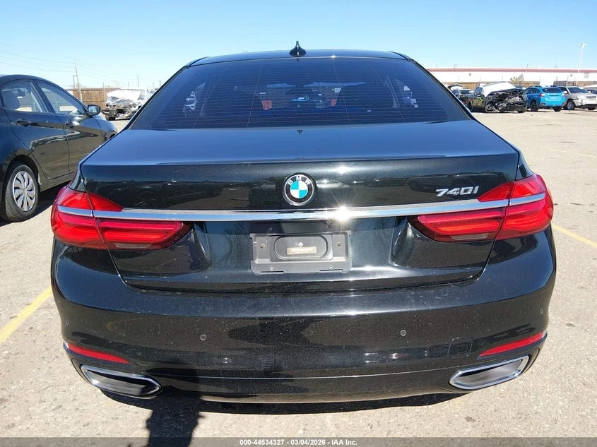 BMW 740, снимка 11 - Автомобили и джипове - 53899617