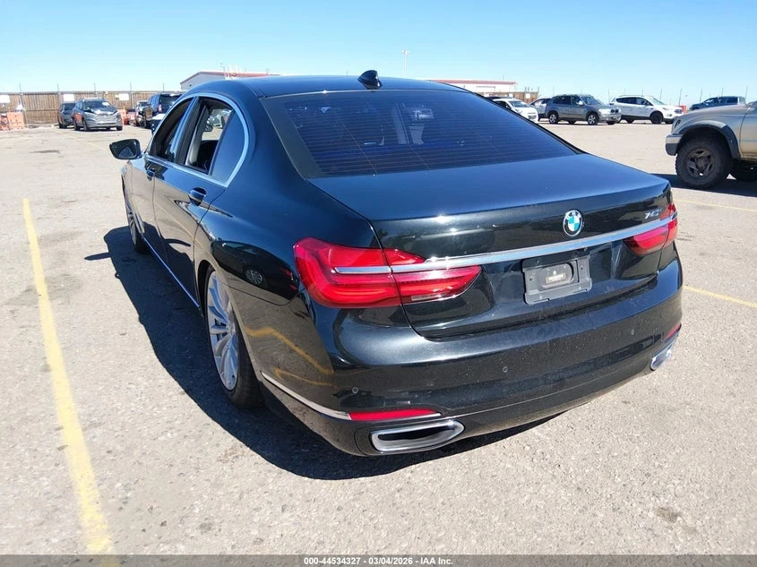 BMW 740, снимка 3 - Автомобили и джипове - 53899617