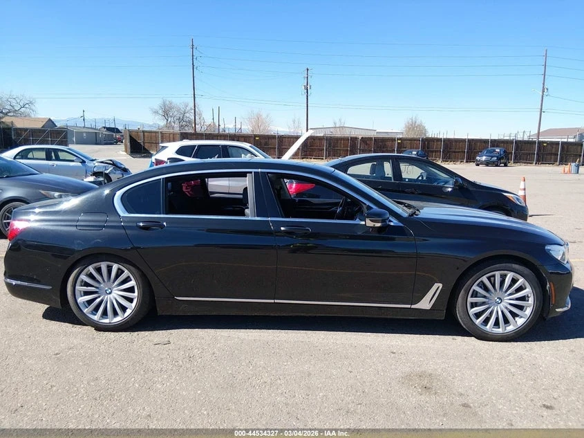 BMW 740, снимка 9 - Автомобили и джипове - 53899617