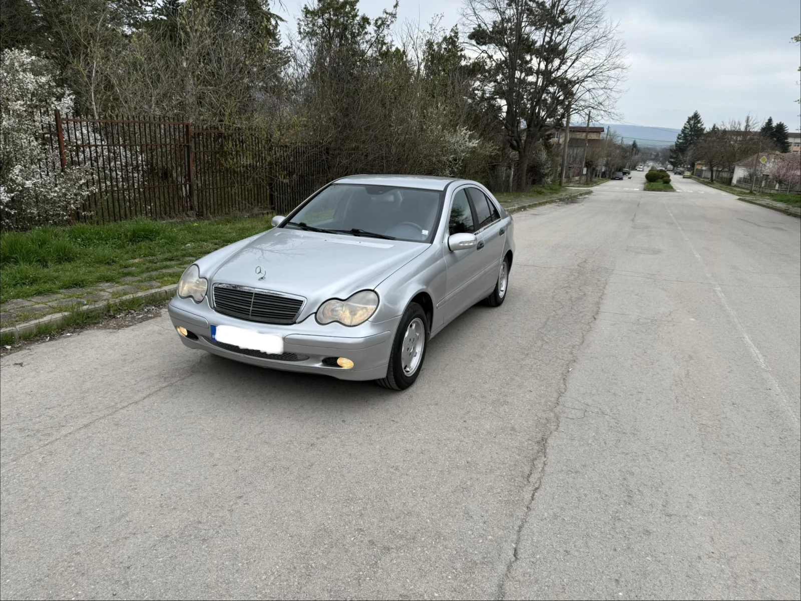 Mercedes-Benz C 220 CDi, снимка 2 - Автомобили и джипове - 54090053