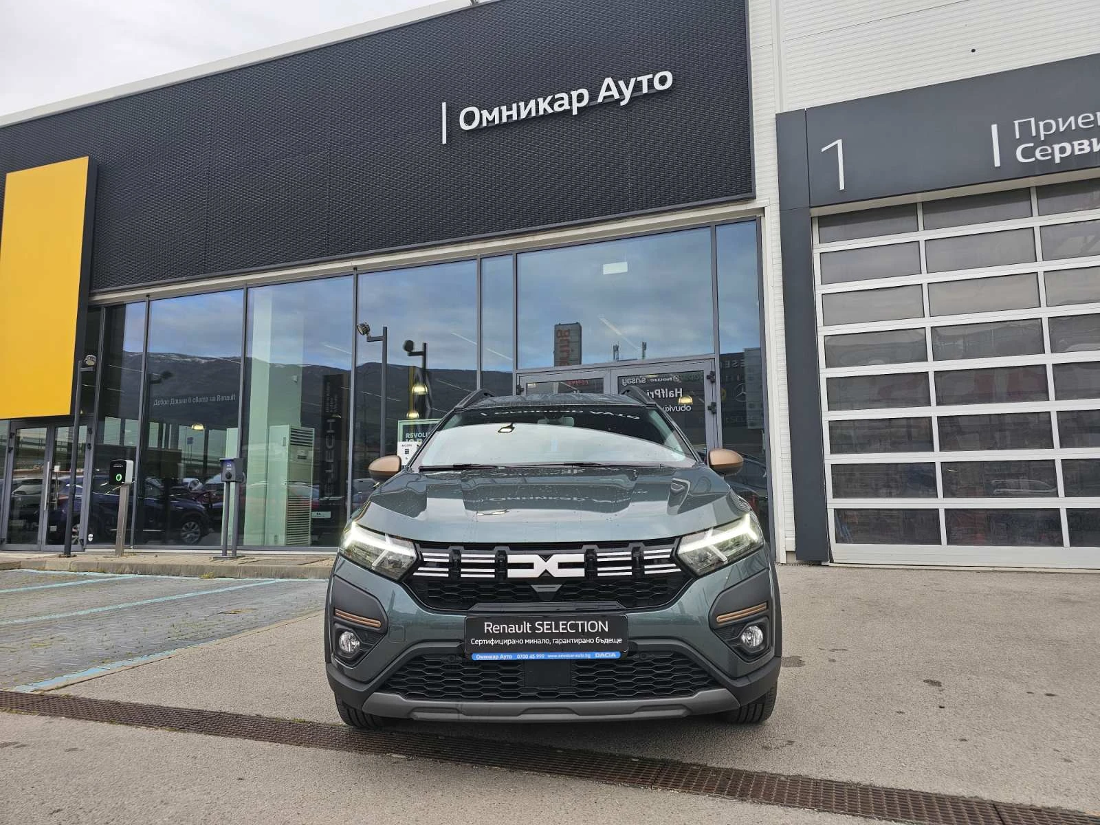 Dacia Jogger 1.0 TCe 90 Stop&Start LPG, снимка 3 - Автомобили и джипове - 54467574