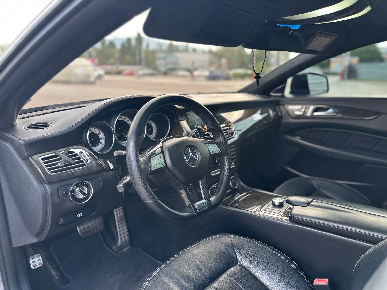 Mercedes-Benz CLS 350 FULL AMG, снимка 10 - Автомобили и джипове - 54682364